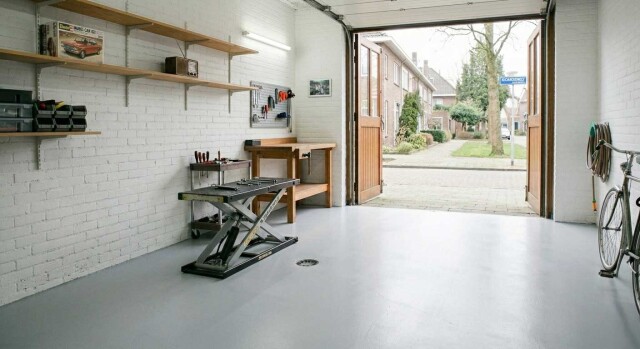 Garage overschie na